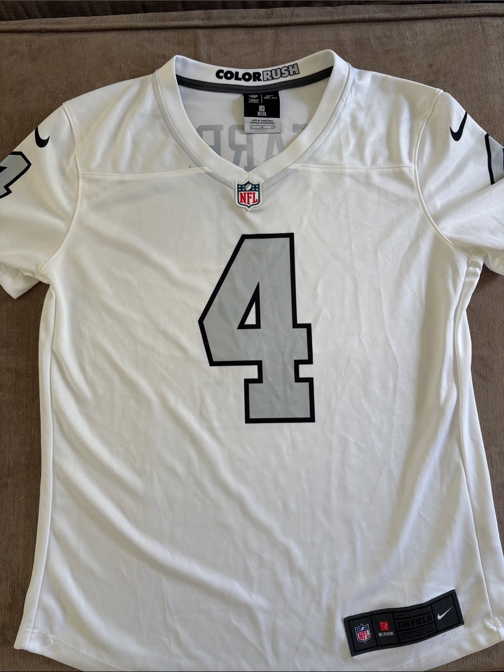 Women’s Nike Derek Carr Raiders Jersey -Size S